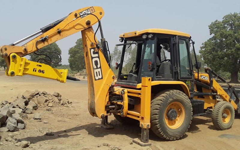 Jcb Breaker On Rent